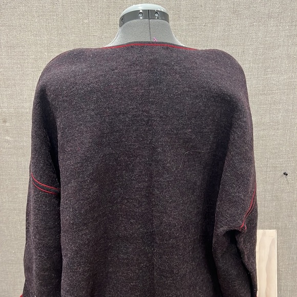 Authentic casual sweater - Picture 8 of 10